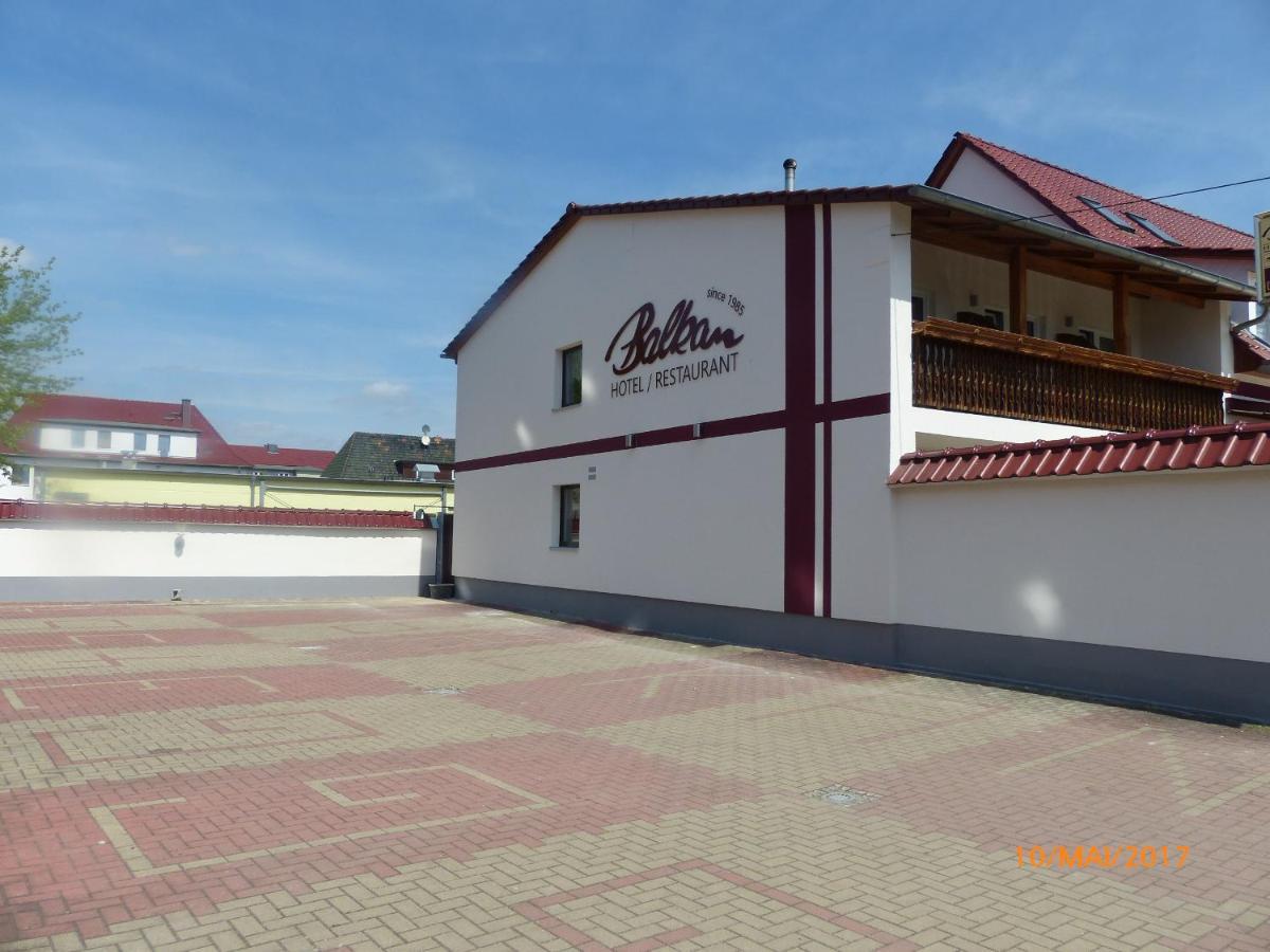 Hotel/Restaurant Balkan Soemmerda Ngoại thất bức ảnh