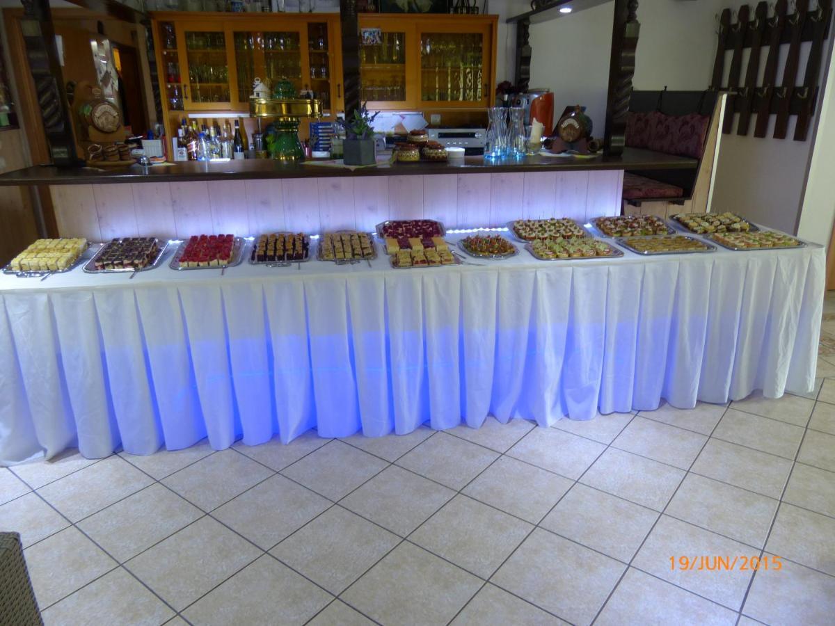 Hotel/Restaurant Balkan Soemmerda Ngoại thất bức ảnh