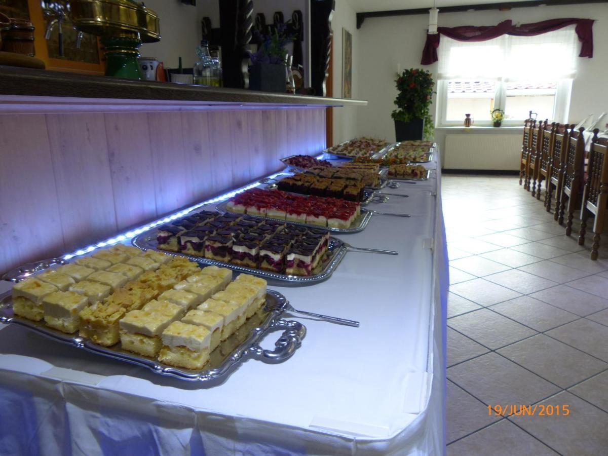 Hotel/Restaurant Balkan Soemmerda Ngoại thất bức ảnh