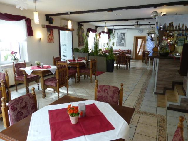 Hotel/Restaurant Balkan Soemmerda Ngoại thất bức ảnh